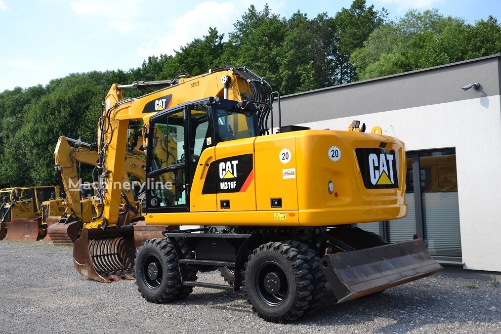 2016 Caterpillar, 6 500 mth, dovoz Skladem v EU — foto 6 z 16