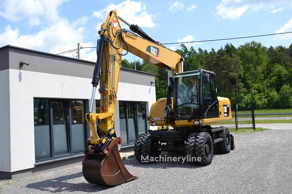 2013 Caterpillar, 12 100 mth, dovoz Skladem v EU — foto 2 z 16
