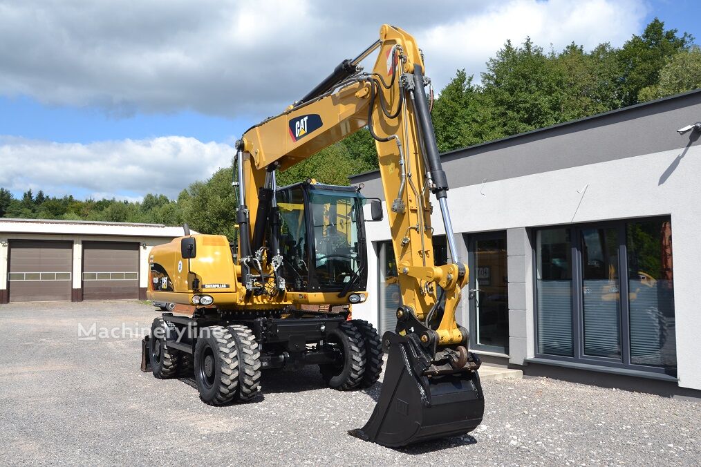 2013 Caterpillar, 7 900 mth, dovoz Skladem v EU — foto 15 z 16