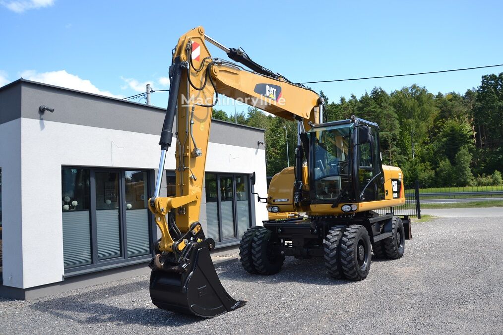 2013 Caterpillar, 7 900 mth, dovoz Skladem v EU — foto 2 z 16
