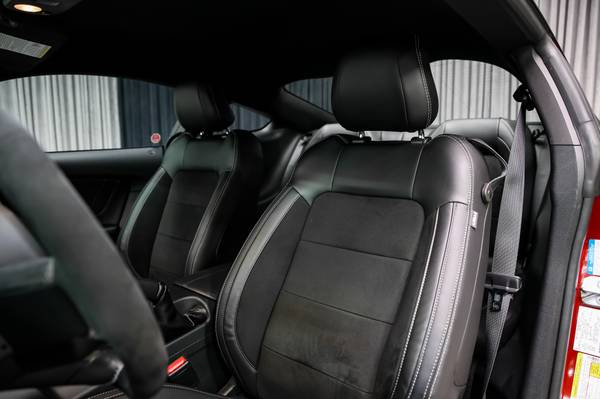 2017 Ford, dovoz Kanada — foto 12 z 12