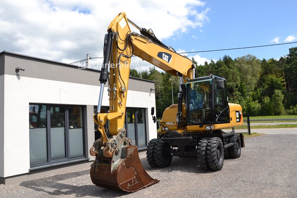 2012 Caterpillar 318, 9 500 mth, dovoz Skladem v EU — foto 2 z 16