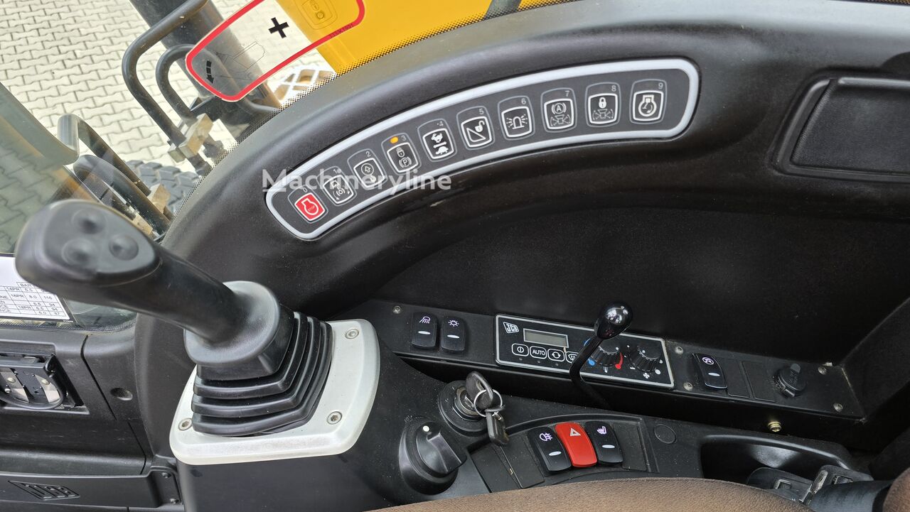 2013 JCB JS, 13 730 mth, dovoz Skladem v EU — foto 16 z 16