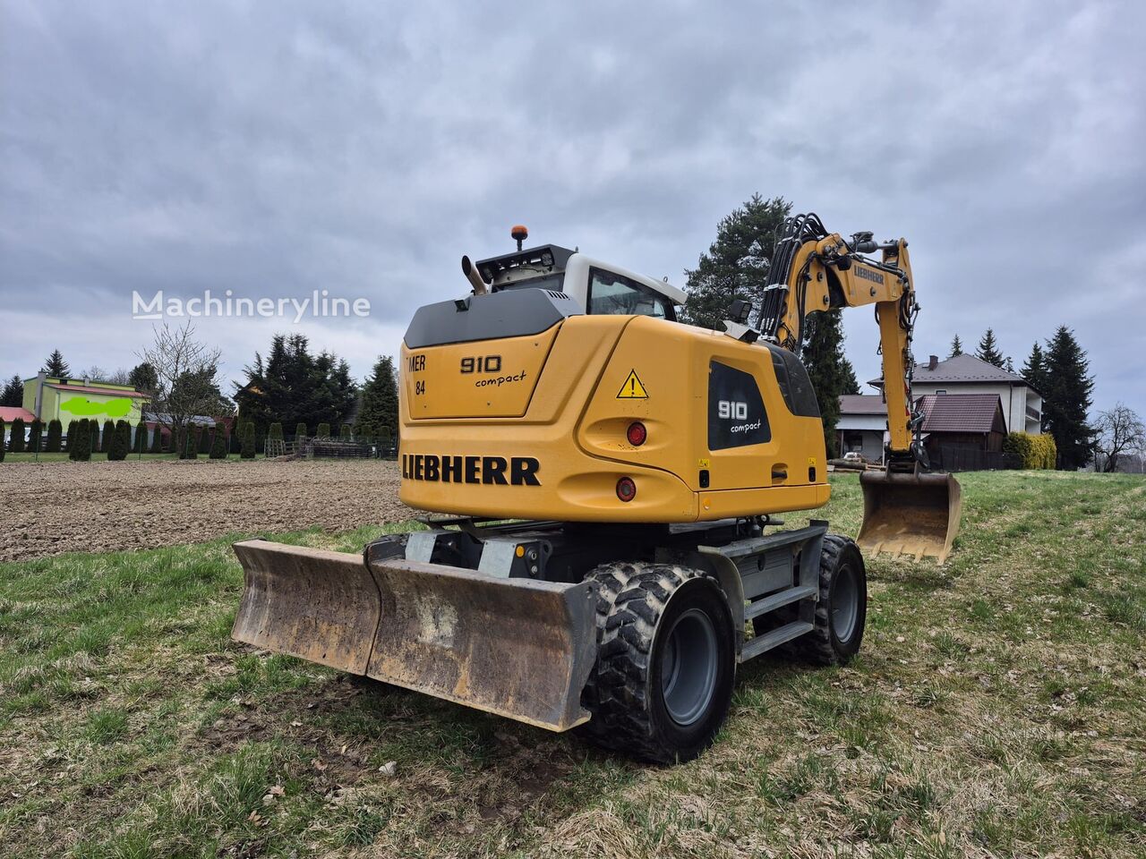 2018 Liebherr 910, dovoz Skladem v EU — foto 4 z 16