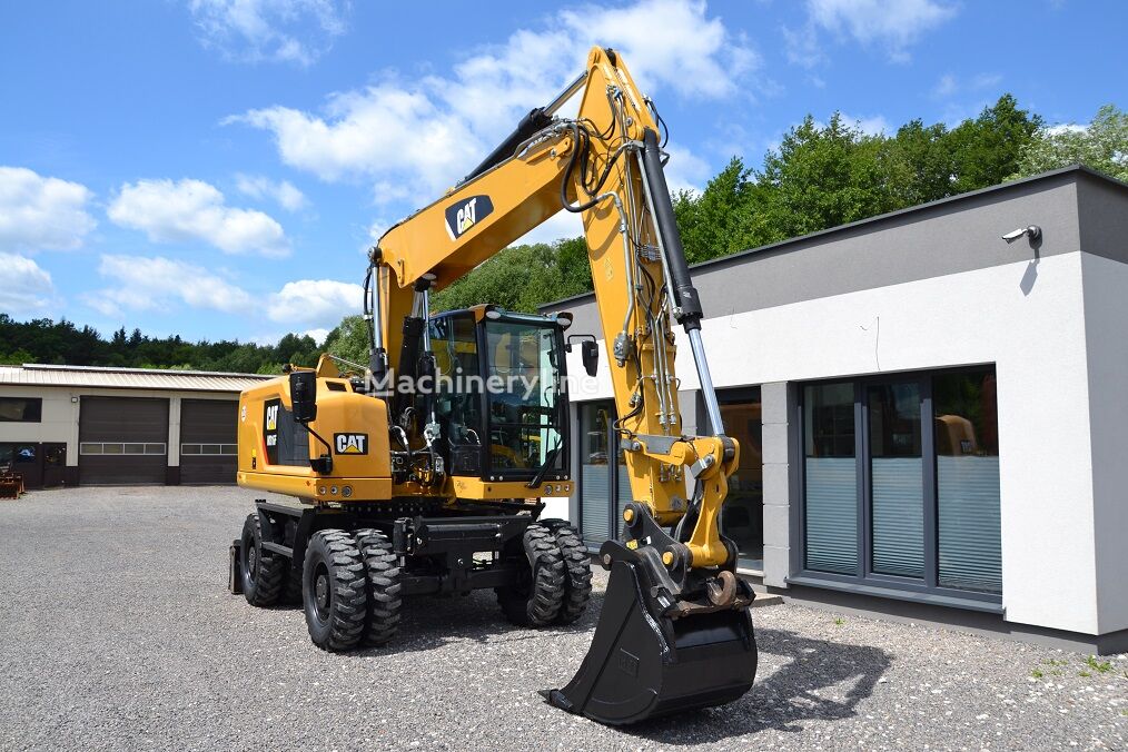 2017 Caterpillar, 12 000 mth, dovoz Skladem v EU — foto 15 z 16