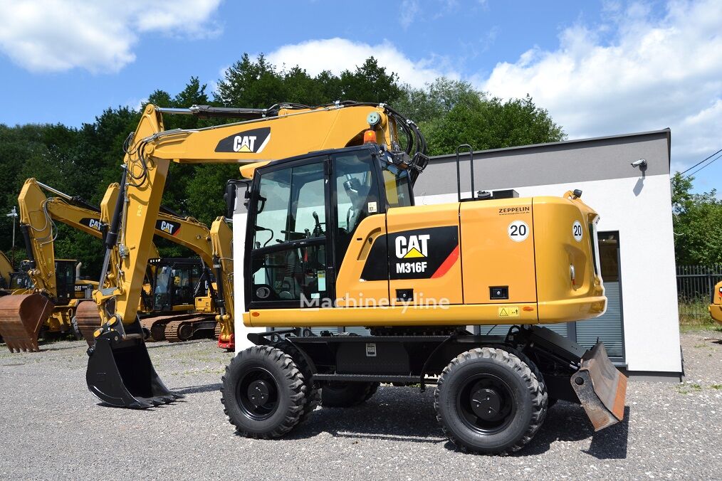 2017 Caterpillar, 12 000 mth, dovoz Skladem v EU — foto 5 z 16