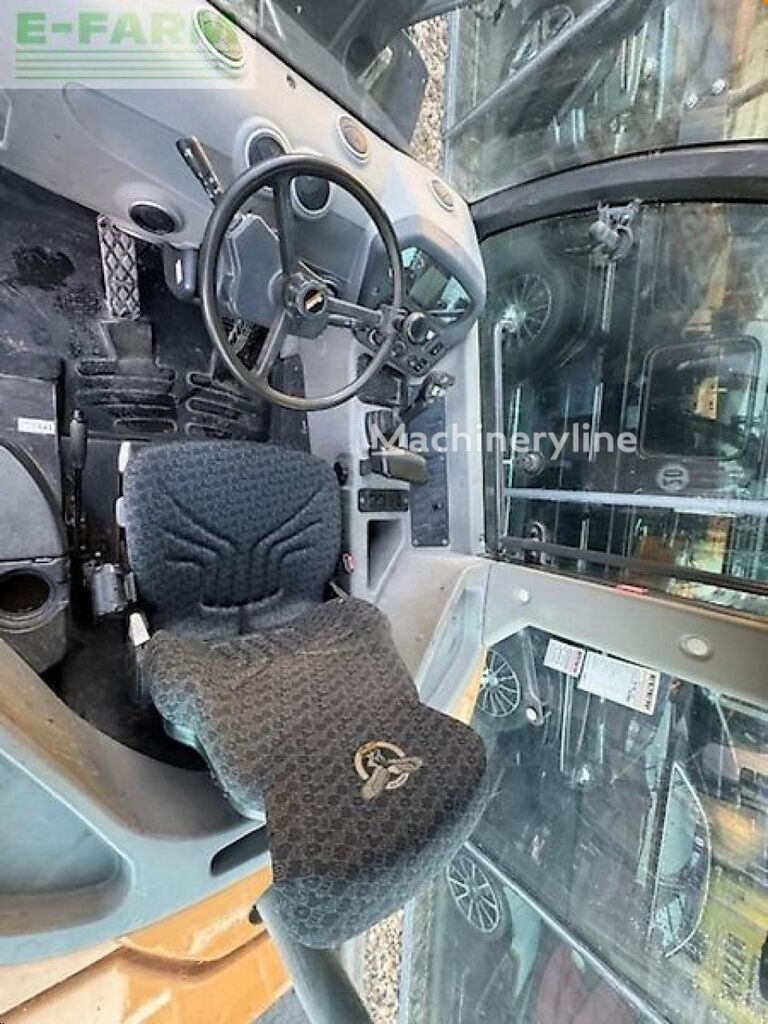 2019 Case 121F, 2 720 mth, dovoz Skladem v EU — foto 6 z 9
