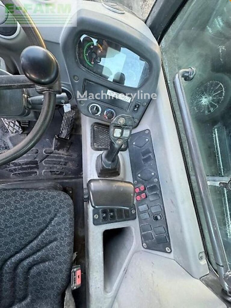 2019 Case 121F, 2 720 mth, dovoz Skladem v EU — foto 7 z 9