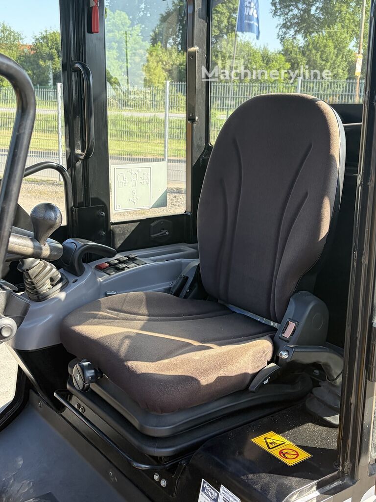 JCB 403, 410 mth, dovoz Skladem v EU — foto 8 z 12