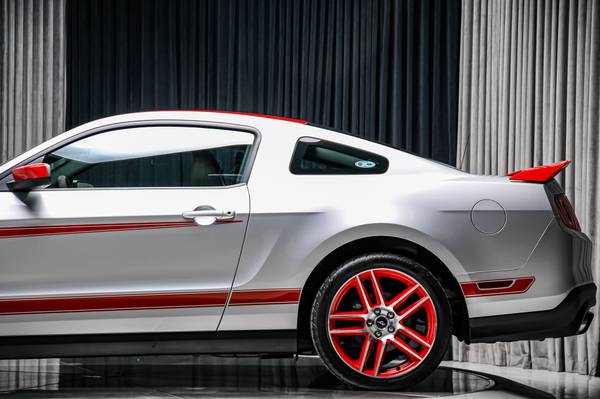 2012 Ford, dovoz Kanada — foto 8 z 12