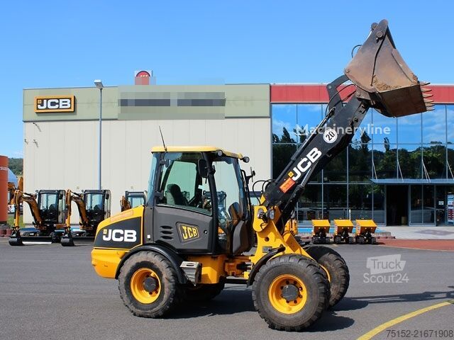2011 JCB 406, 3 347 mth, dovoz Skladem v EU — foto 1
