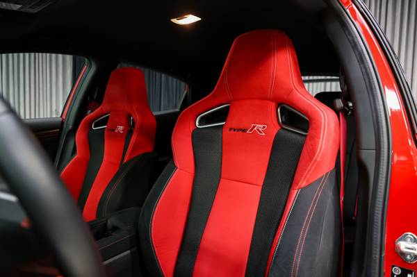 2018 Honda, dovoz Kanada — foto 12 z 12