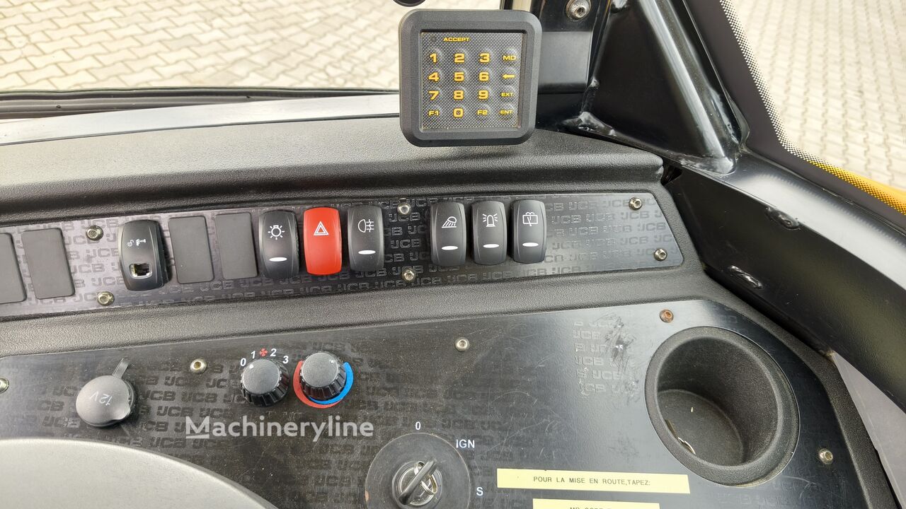 2017 JCB 406, 2 083 mth, dovoz Skladem v EU — foto 15 z 16