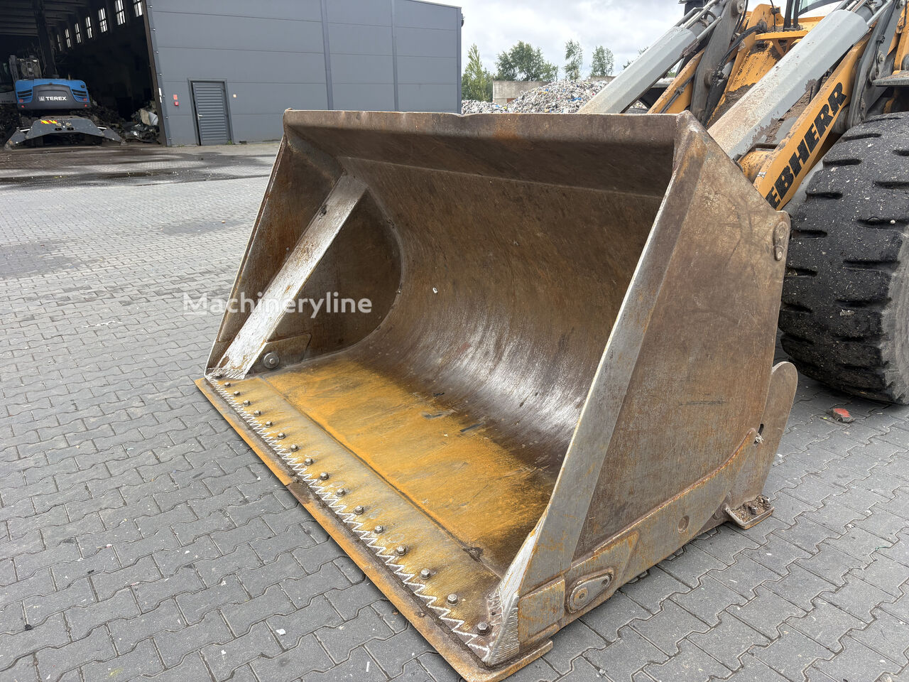 2015 Liebherr, 15 681 mth, dovoz Skladem v EU — foto 11 z 13
