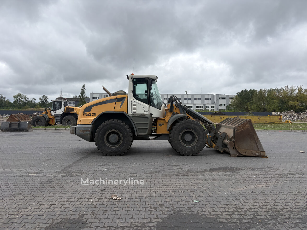 2015 Liebherr, 15 681 mth, dovoz Skladem v EU — foto 5 z 13