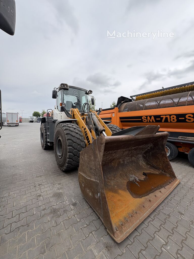 2015 Liebherr, 29 140 mth, dovoz Skladem v EU — foto 1