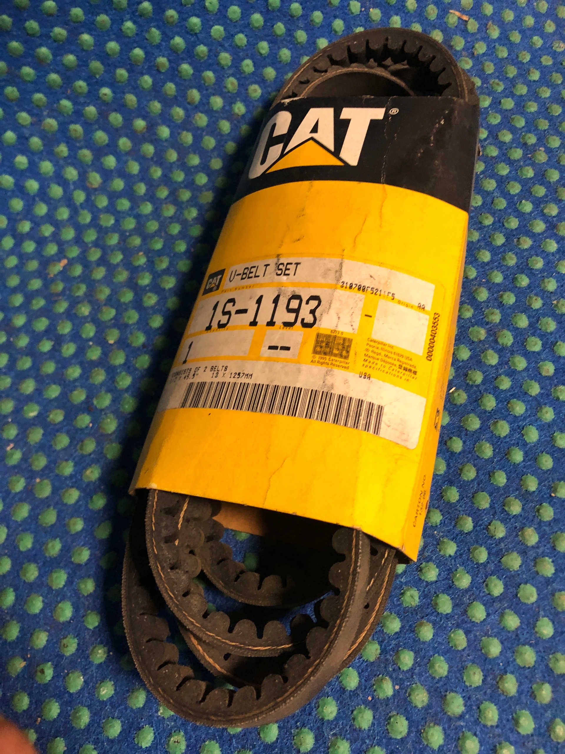Pasek klinowy zebaty (komplet 2 ks) CAT 1S-1193, Skladem v EU — foto 1