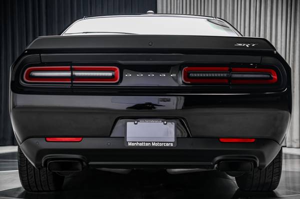 2016 Dodge, dovoz Kanada — foto 7 z 12