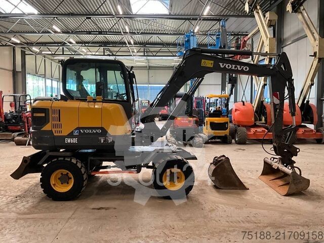 2017 Volvo EW 60 E, 8 791 mth, dovoz Skladem v EU — foto 4 z 5