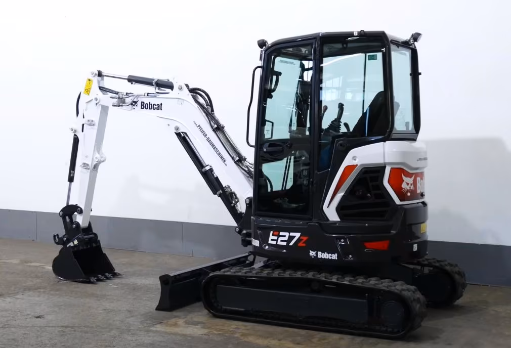 2022 Bobcat, 856 mth, dovoz Skladem v EU — foto 3 z 12
