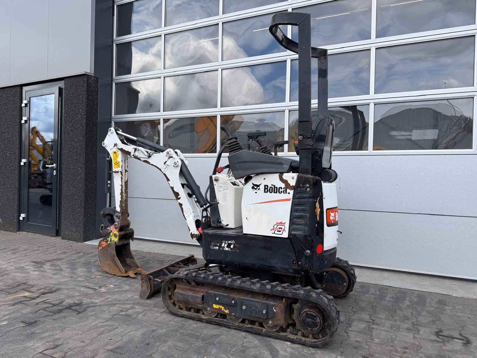 2018 Bobcat E10Z, 1 460 mth, dovoz Skladem v EU — foto 3 z 12