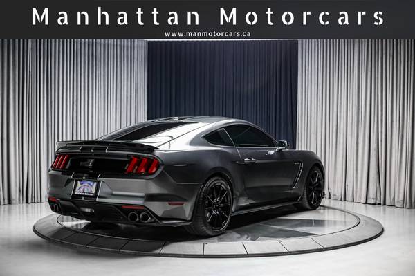 2017 Ford, dovoz Kanada — foto 3 z 12
