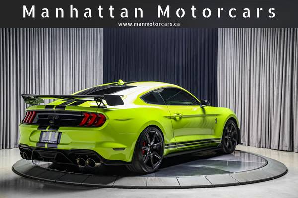 2020 Ford, dovoz Kanada — foto 3 z 12