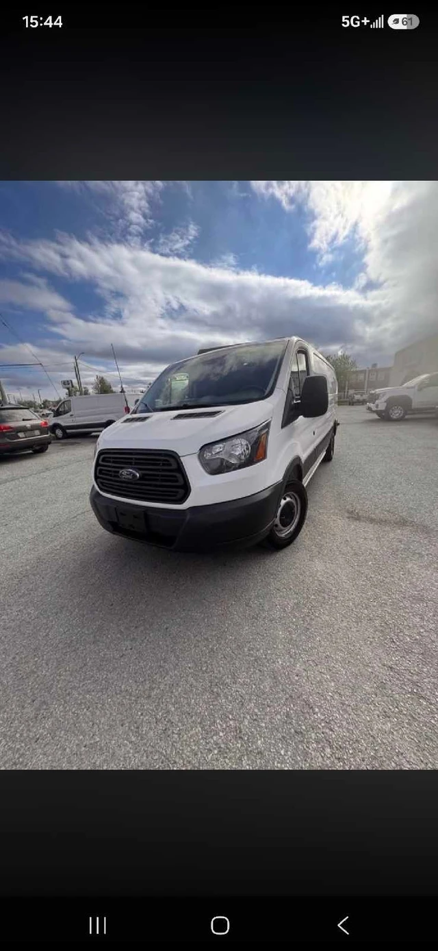 2018 Ford E-250, 225 000 km, dovoz Kanada — foto 4 z 4