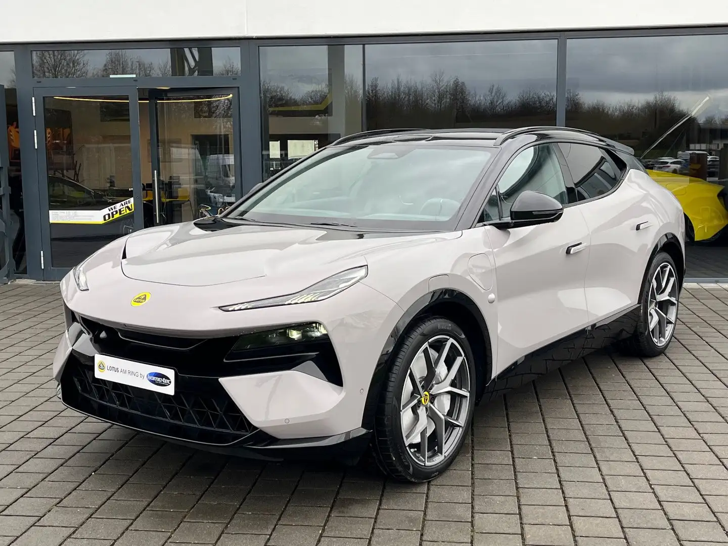 2025 Lotus Eletre, 30 km, Německo — foto 1