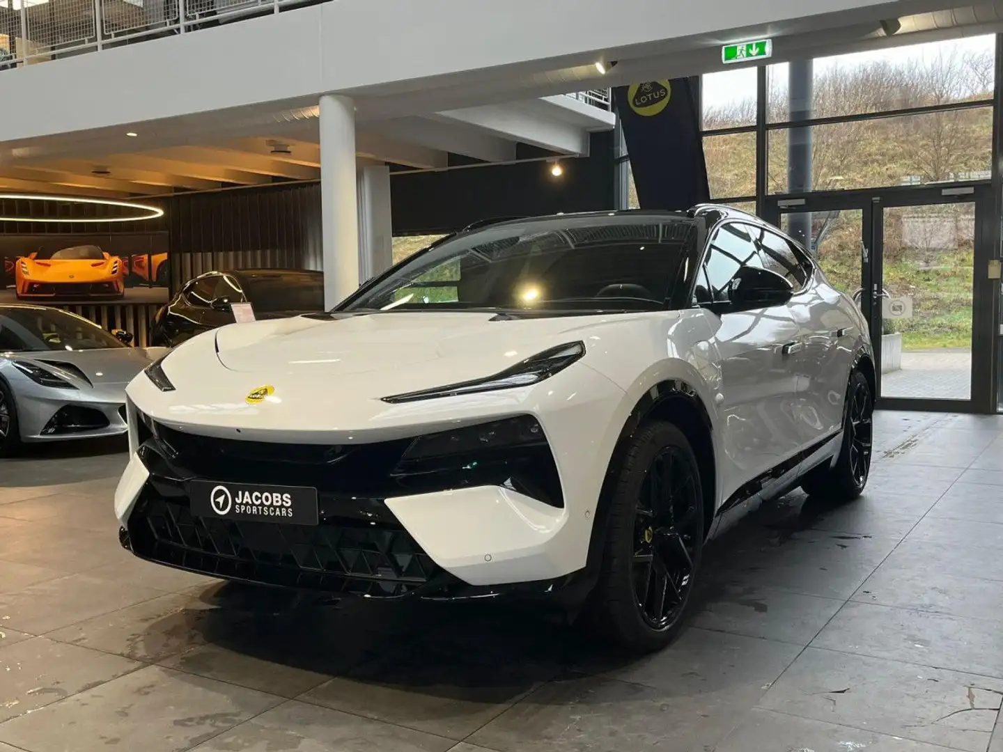 2026 Lotus Eletre, 3 555 km, Německo — foto 1