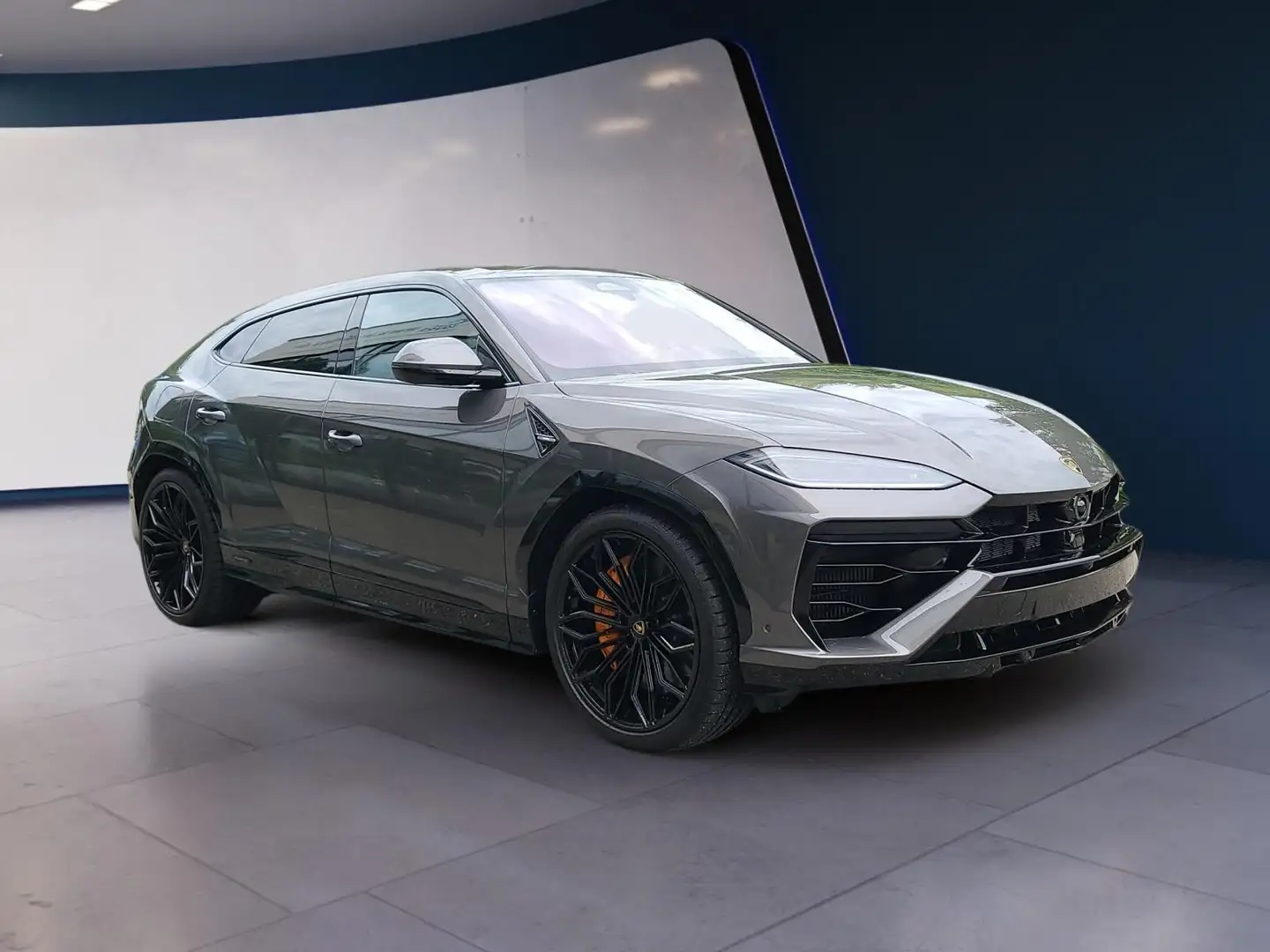 2026 Lamborghini Urus, 50 km, Rakousko — foto 3 z 12