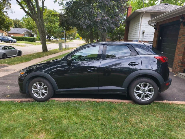 2019 Mazda Cx3, černá, 112 521 km, dovoz Kanada — foto 3 z 5