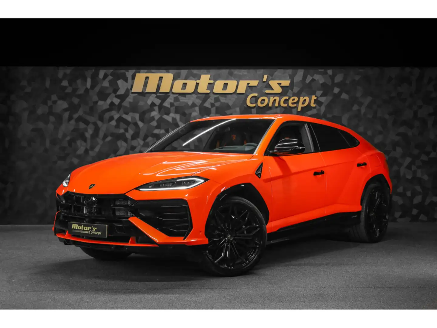 2025 Lamborghini Urus, oranžová, 16 990 km, Belgie — foto 1