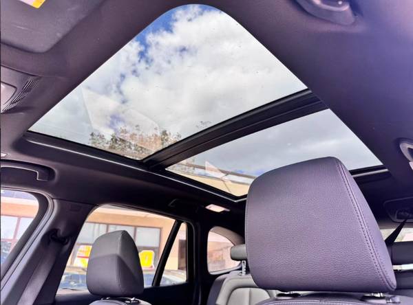 2018 BMW, dovoz Kanada — foto 8 z 10