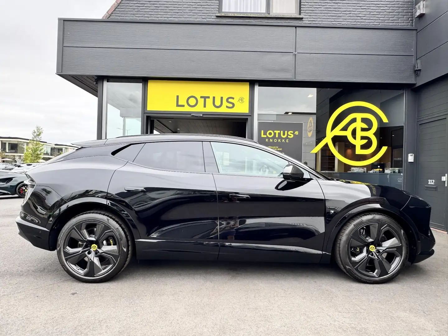 2026 Lotus Eletre, 11 km, Belgie — foto 11 z 12