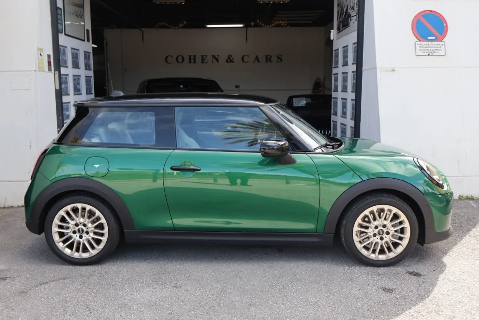 2025 MINI Cooper, 5 500 km, Španělsko — foto 5 z 12
