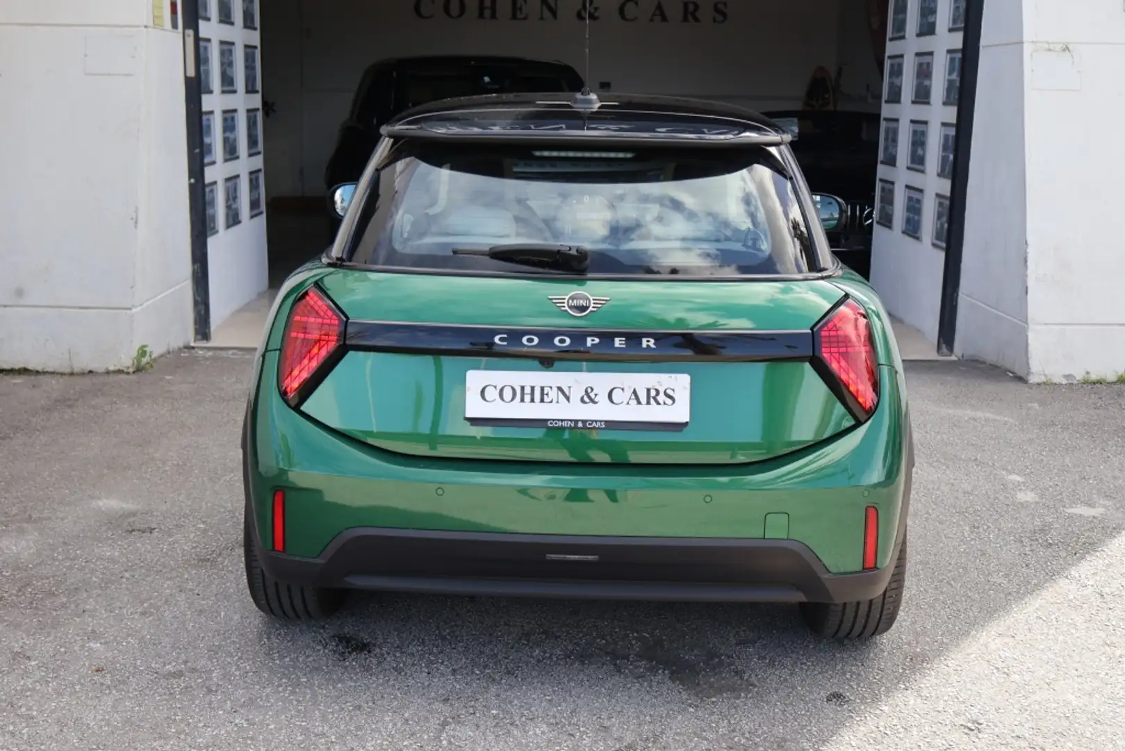 2025 MINI Cooper, 5 500 km, Španělsko — foto 7 z 12
