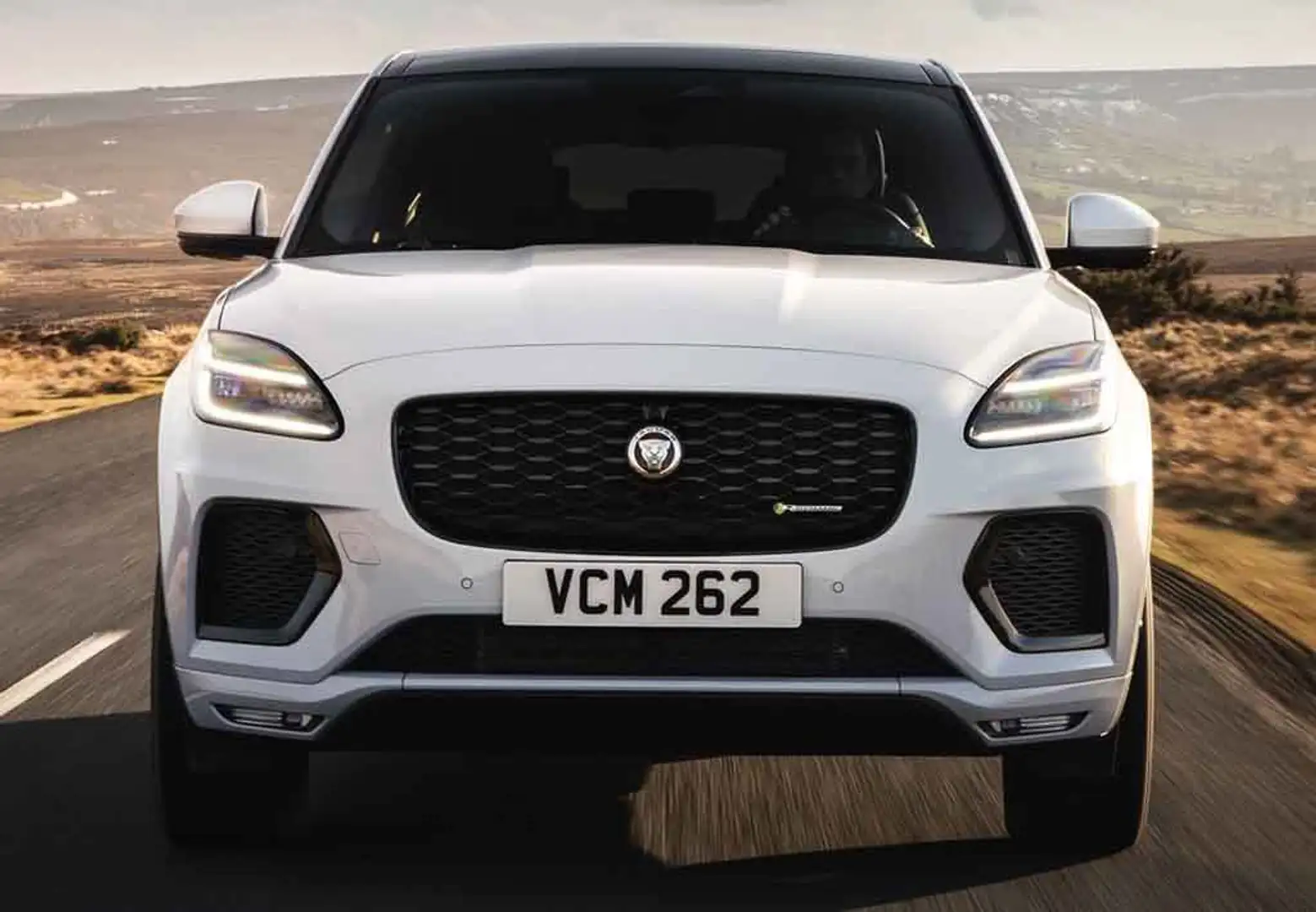 2024 Jaguar E-Pace, 14 000 km, Španělsko — foto 1