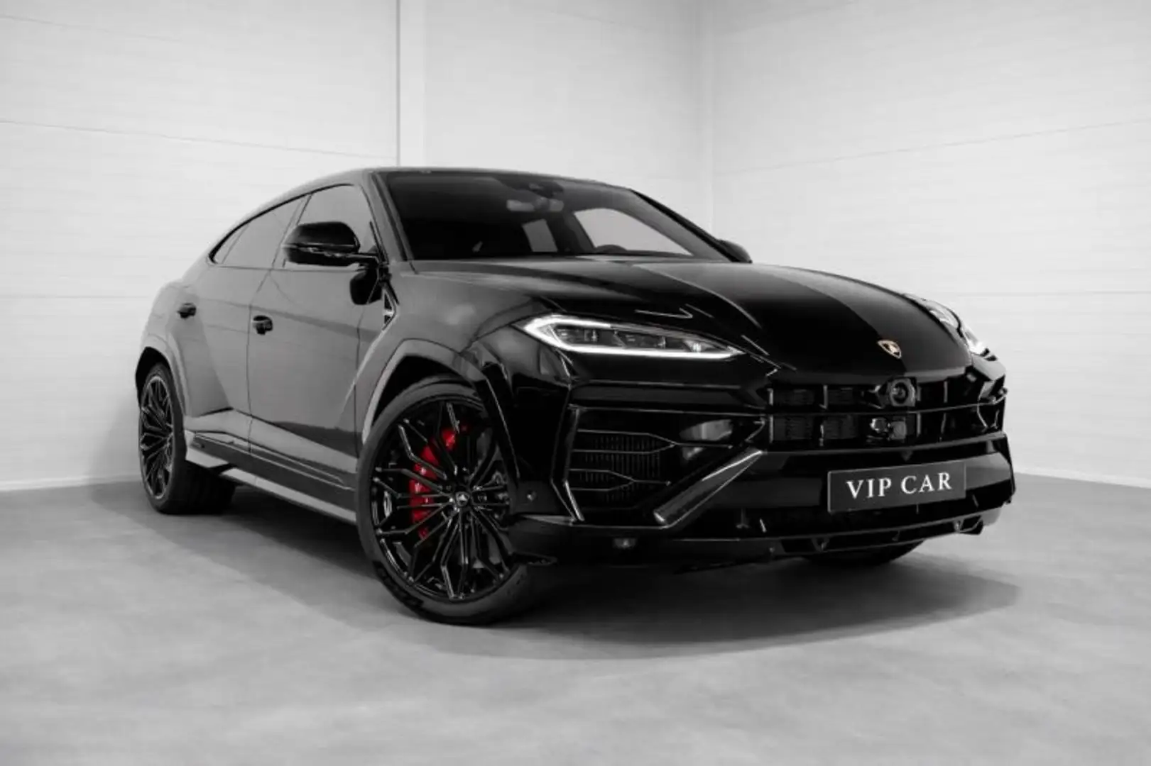 2026 Lamborghini Urus, 200 km, Španělsko — foto 1