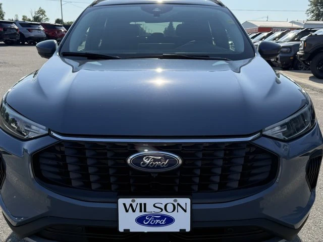 2024 Ford Escape Active, modrá, 39 105 km, dovoz Kanada — foto 3 z 5