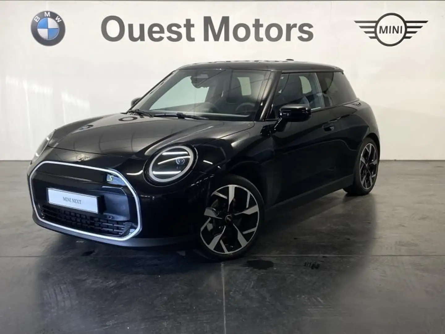 2024 MINI Cooper, 7 135 km, Francie — foto 1