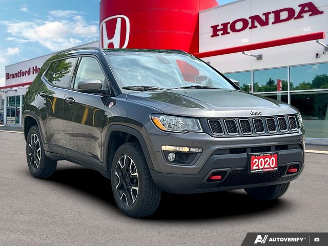 2020 Jeep Compass Trailhawk, šedá, 104 358 km, dovoz Kanada — foto 9 z 20