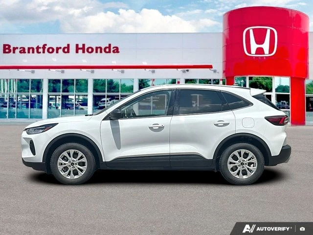 2025 Ford Escape Active, bílá, 59 155 km, dovoz Kanada — foto 2 z 20