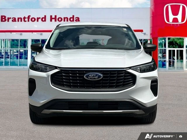 2025 Ford Escape Active, šedá, 53 337 km, dovoz Kanada — foto 10 z 20