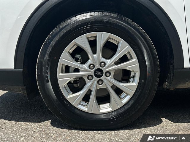 2025 Ford Escape Active, šedá, 53 337 km, dovoz Kanada — foto 11 z 20