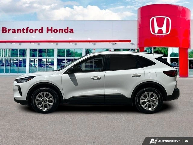2025 Ford Escape Active, šedá, 53 337 km, dovoz Kanada — foto 2 z 20
