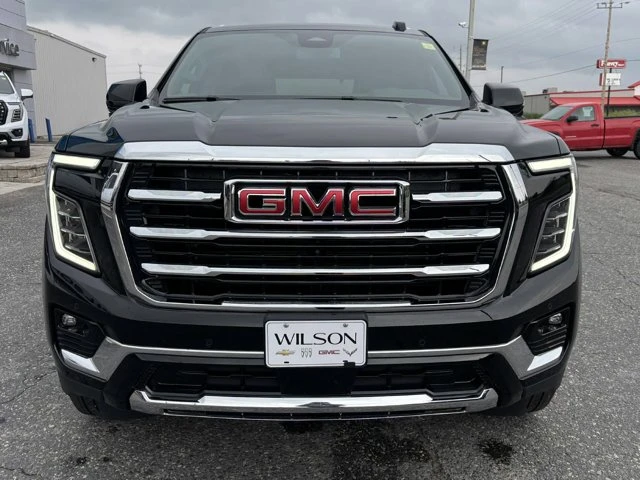 2026 GMC Yukon Elevation, černá, 9 254 km, dovoz Kanada — foto 2 z 5