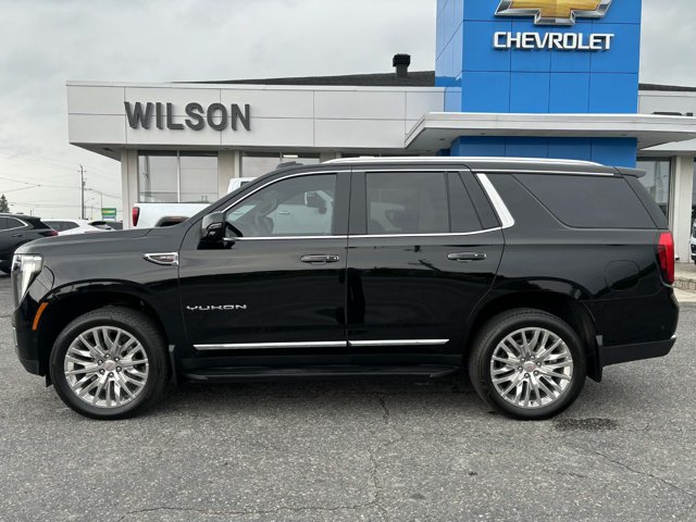 2026 GMC Yukon Elevation, černá, 9 254 km, dovoz Kanada — foto 4 z 5