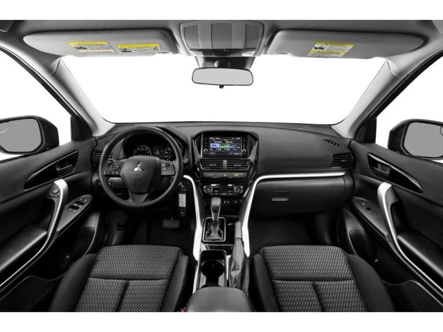 2022 Mitsubishi Eclipse Cross ES, stříbrná, 148 900 km, dovoz Kanada — foto 5 z 5