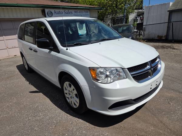 2018 Dodge, dovoz Kanada — foto 3 z 12